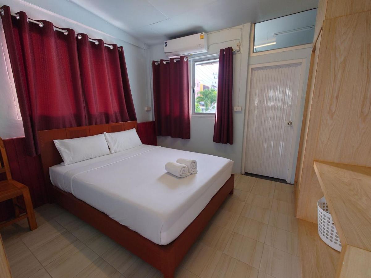 Baan Kim Lian Sha Hotel Phuket Buitenkant foto